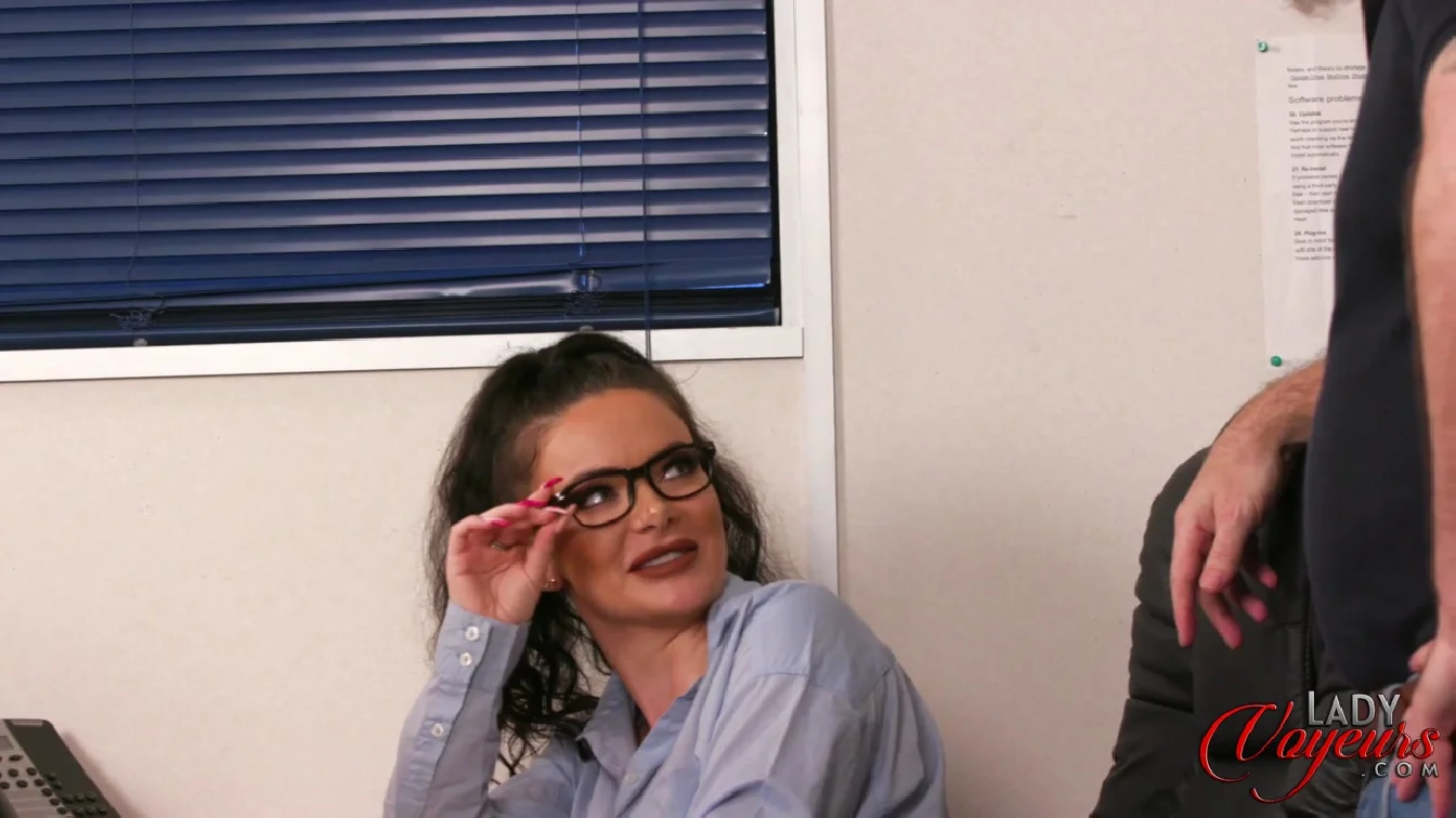 Preview of LadyVoyeurs Sophie Matthews Bigger Than Them XXX